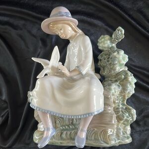 NAO Lladro Figurine Woman With A Bird Sitting On Lap